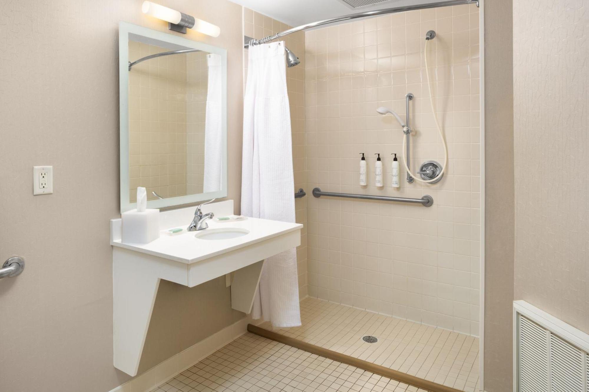 Springhill Suites Milford Buitenkant foto