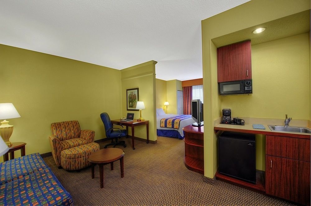 Springhill Suites Milford Buitenkant foto